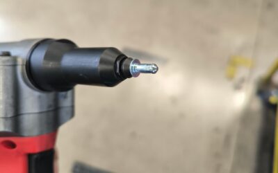 Kiinnitystyökalut ja petkeleet